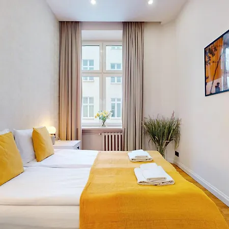 Daire Lumiere Center Hoza Varşova