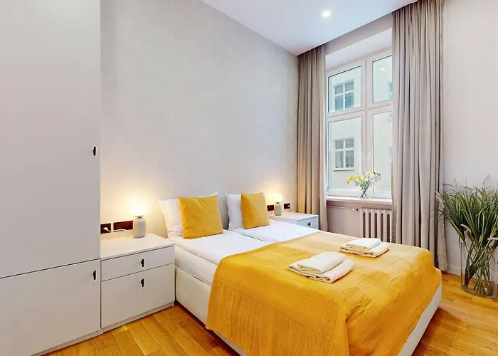 Daire Lumiere Center Hoza Varşova